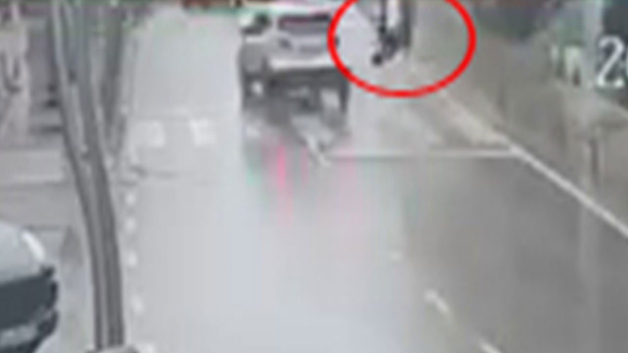 Yaya geçidinde otomobil çarptı! 13 gün dayanabildi