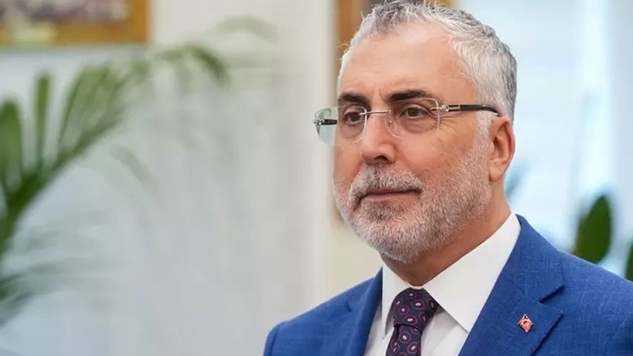 Yeni modelin adını Bakan Işıkhan duyurdu: Mali süreçlerde tam dijitalleşme