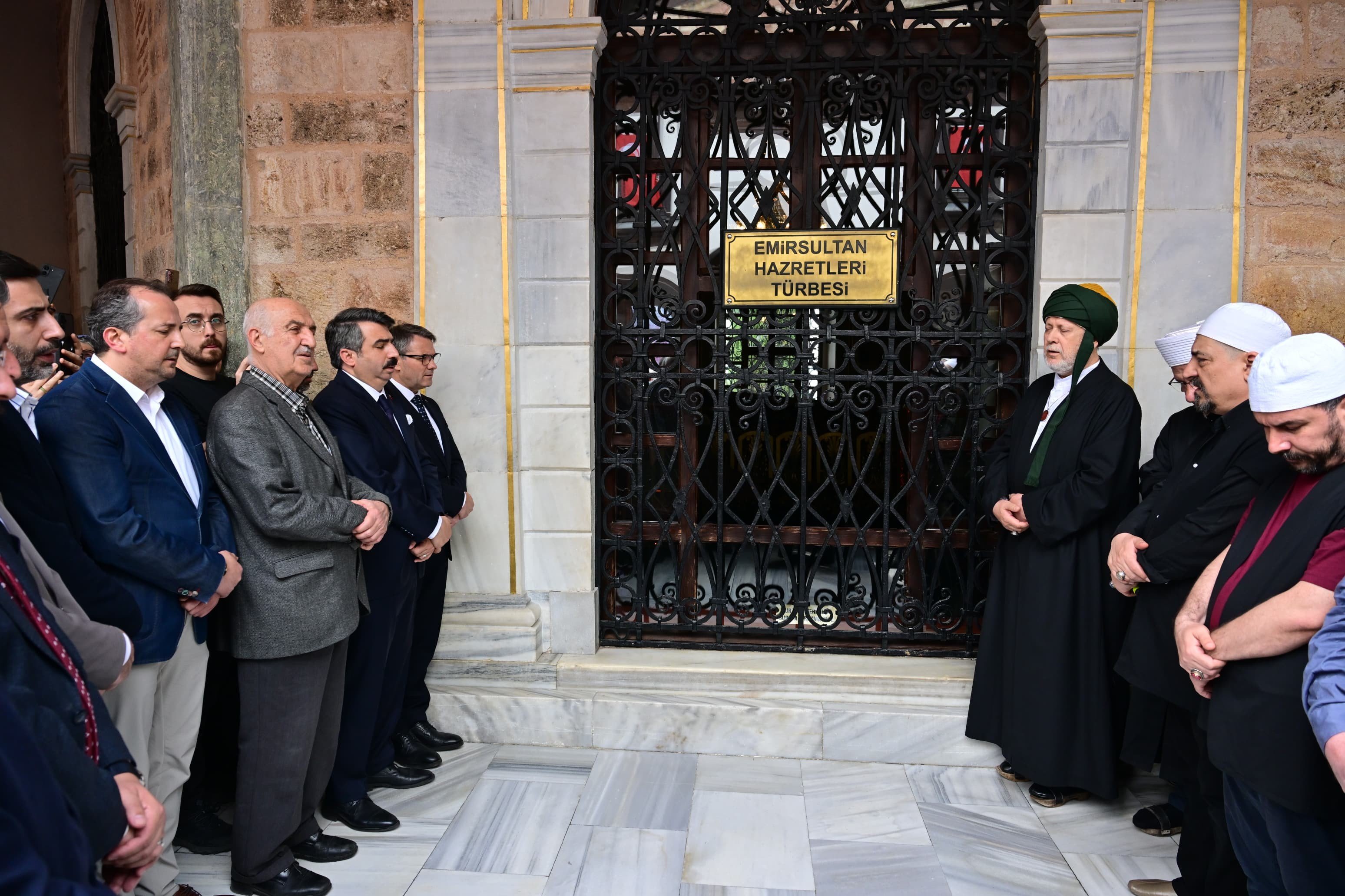 Yıldırım'da Erguvan Bayramı coşkusu