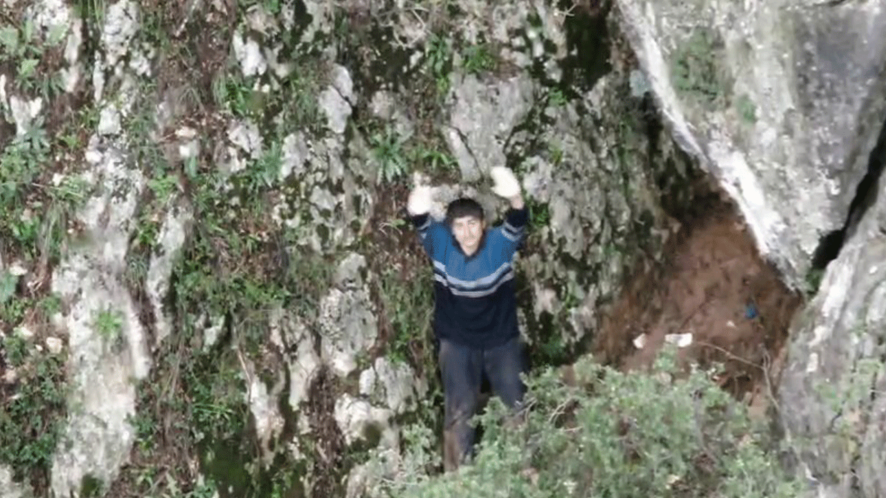 Yıldızlara daha yakından bakacaktı! Mahsur kaldığı dağdan 5 gün sonra kurtarıldı