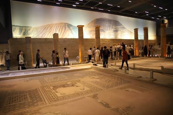 Zeugma Mozaik Müzesi bayramda ziyaretçi akınına uğradı