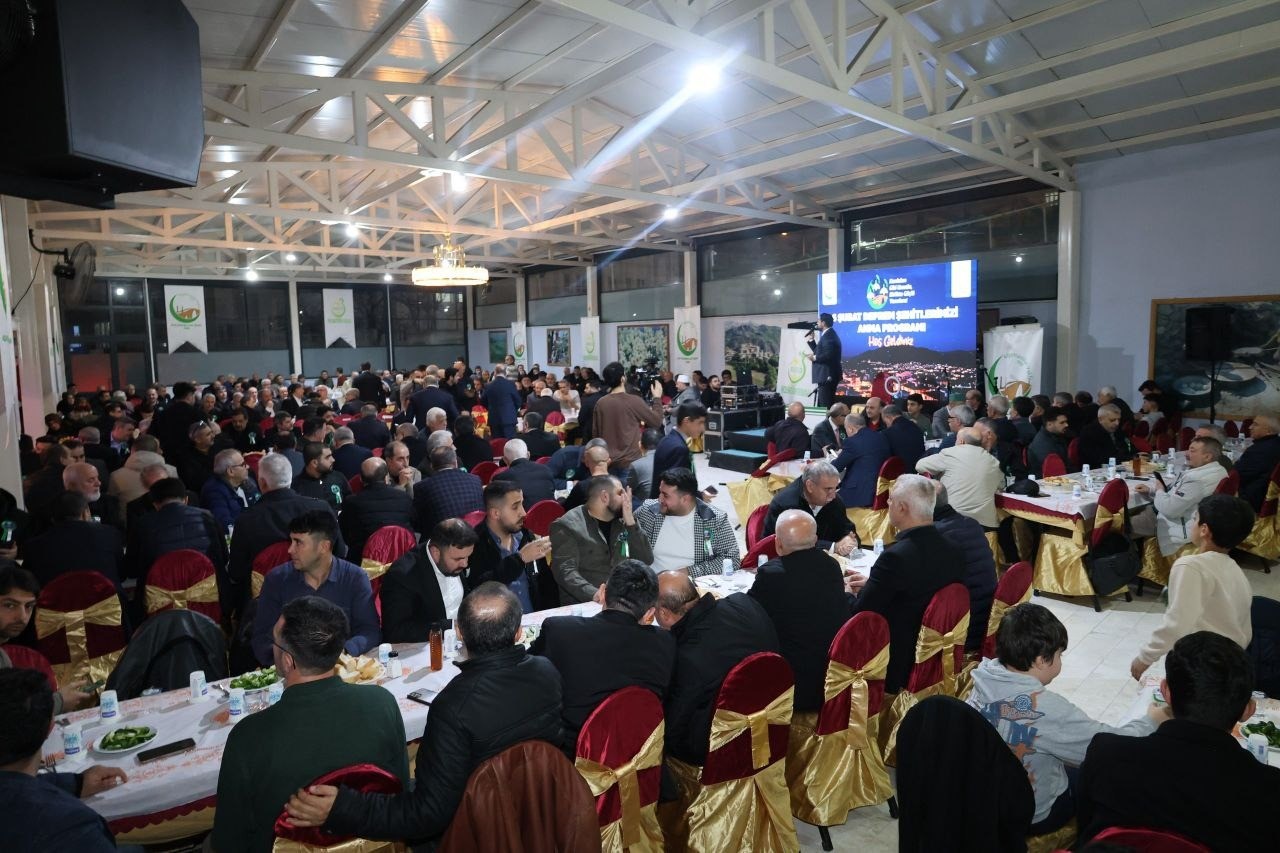 Adıyaman’da deprem şehitlerini anma programı