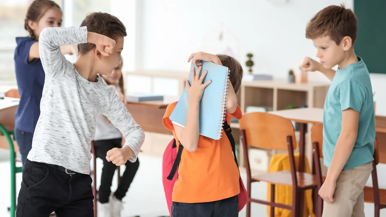 Akran zorbalığı neden artıyor?