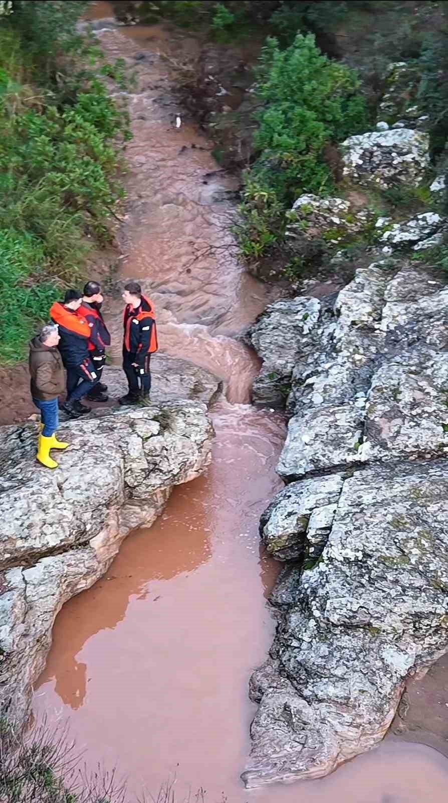 Alzheimer Hastası Yaşlı Adam, 6 Gün Sonra Dere Yatağında Ölü Bulundu