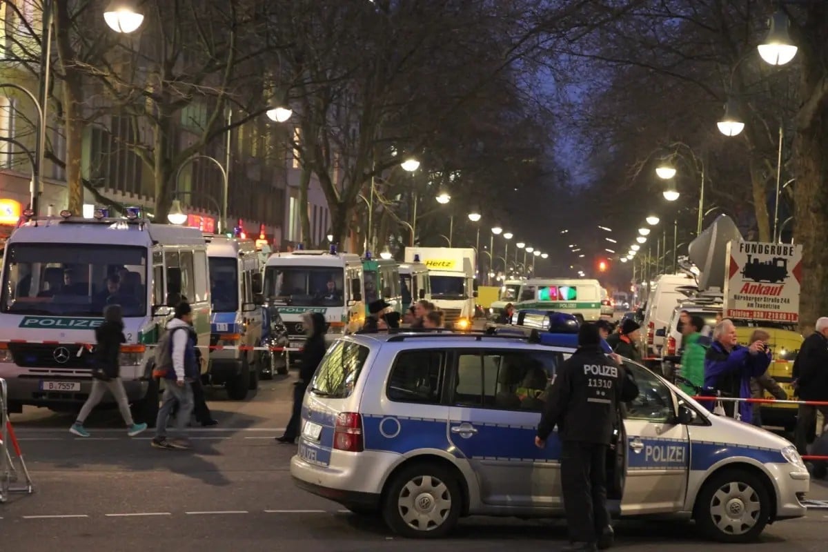 Berlin’de bir daireye silahlı baskın: 2’si ağır 5 yaralı