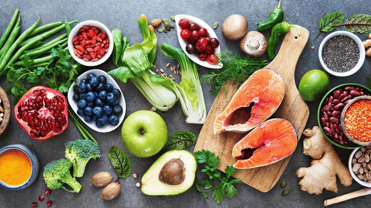 Bu besinlerden kesinlikle uzak durun! Masum sandıklarımız migreni tetikliyor