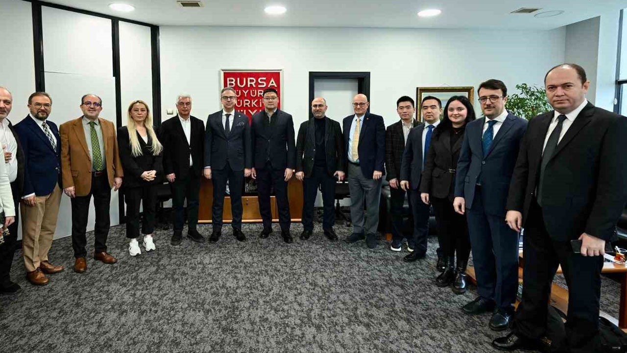 Bursa’nın "İhracat kahramanları" aynı masada buluştu