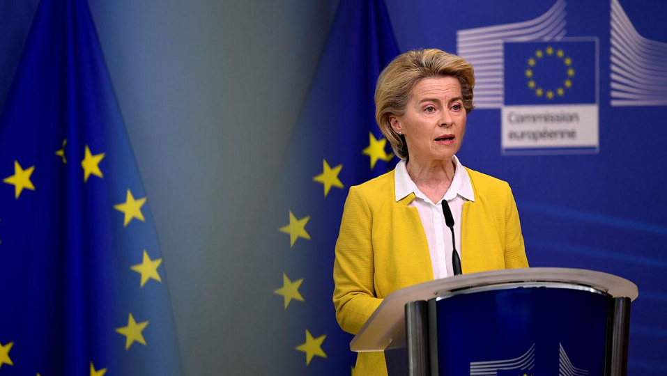 Davos’ta AB-ABD hattında ‘gümrük’ krizi: von der Leyen’den Trump’a sert uyarı!