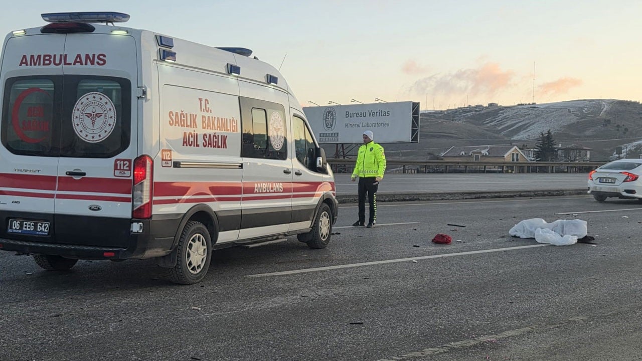 Ekmek parası için yola çıkmıştı! İşe giderken can verdi, simitleri yere saçıldı