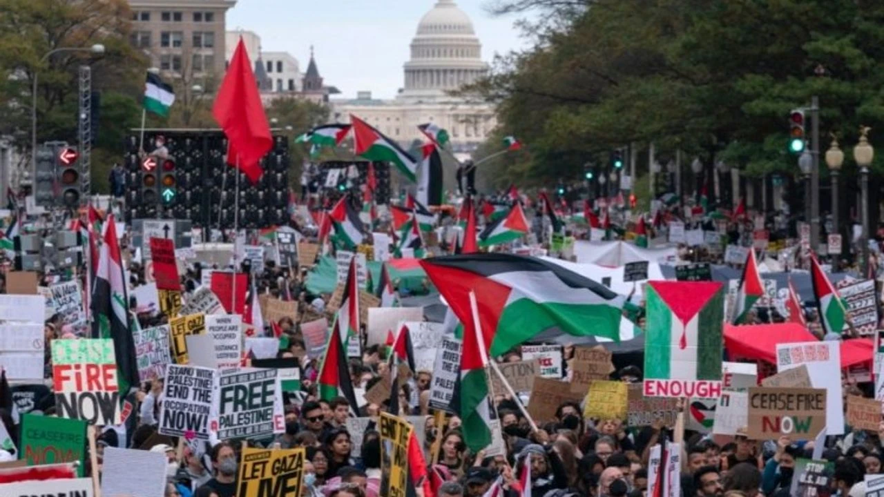 Filistin destekçisi ABD vatandaşları siyonist lobinin hedefinde!