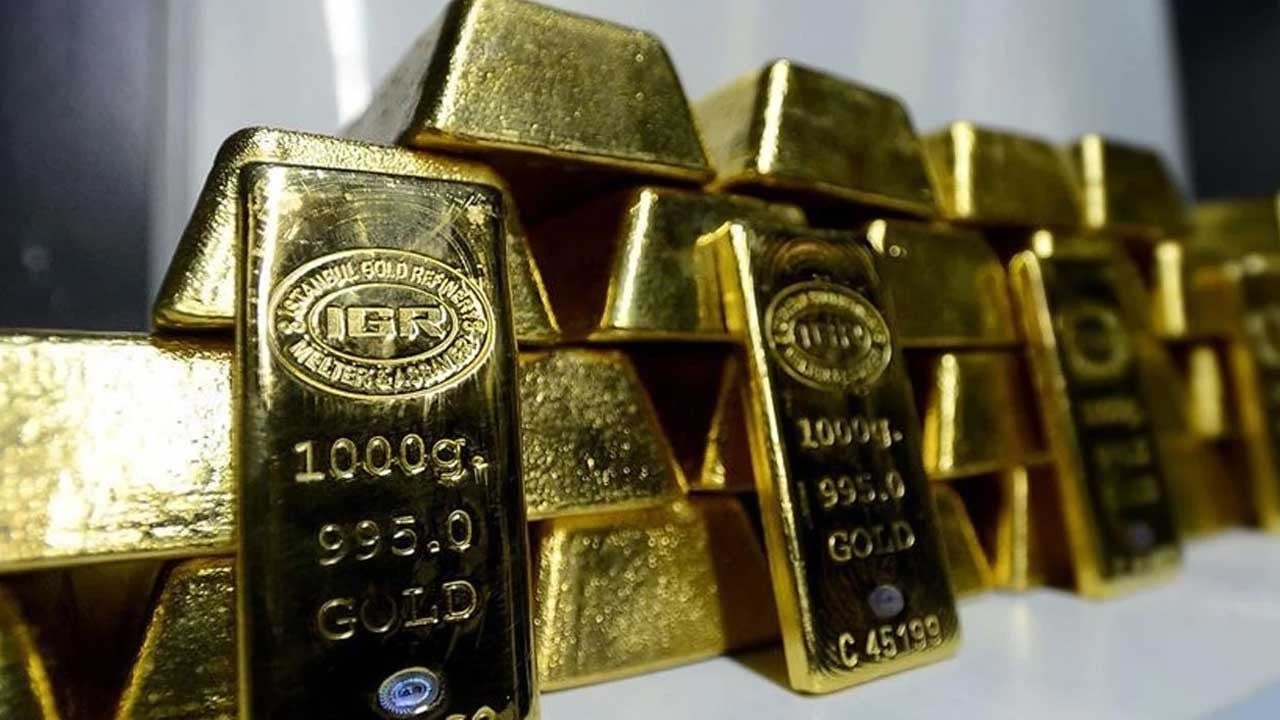 Hazine'den altın hamlesi