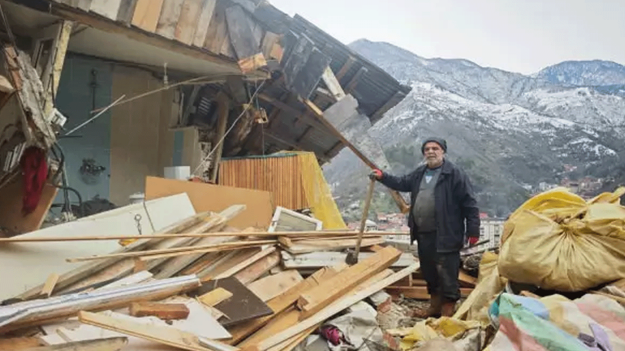 İneklerini beslemek isterken canından oluyordu!