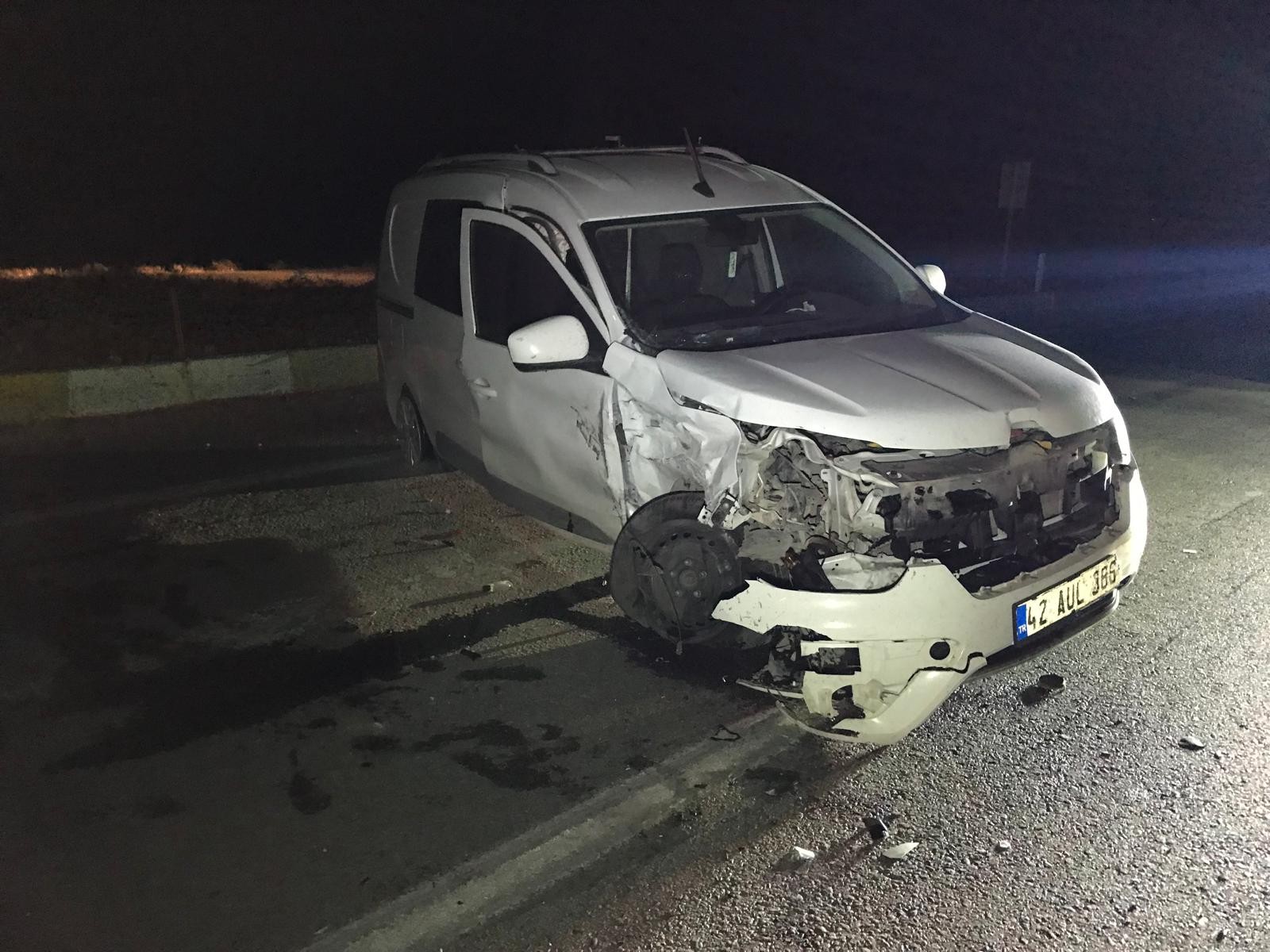 Konya Adana Karayolu’nda üç araçlı zincirleme trafik kazası: 6 kişi yaralandı