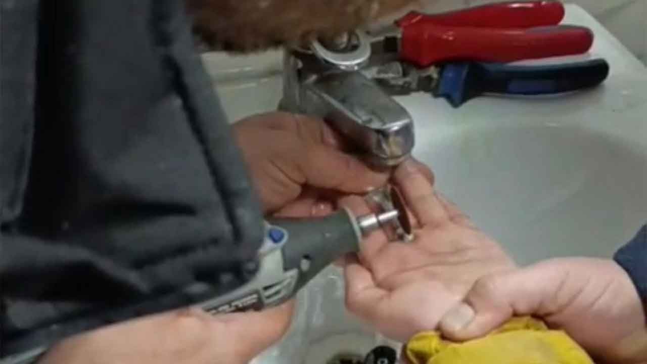 Küçük yürekte büyük panik! Yenişehir’de metal paraya sıkışan parmağı itfaiye kurtardı!