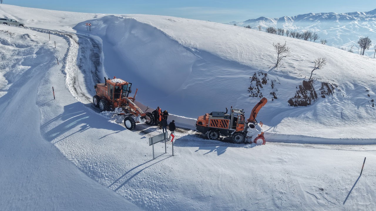 Muş-Kulp karayolu yeniden ulaşıma açıldı