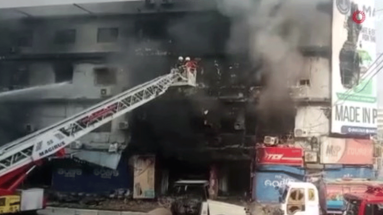 Pakistan'da felaket: Çok sayıda ölü var!