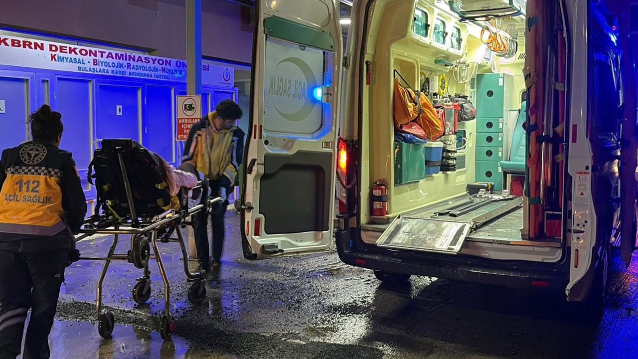 Şantiyede ihmaller zinciri! Başına matkap düşen işçi ağır yaralandı