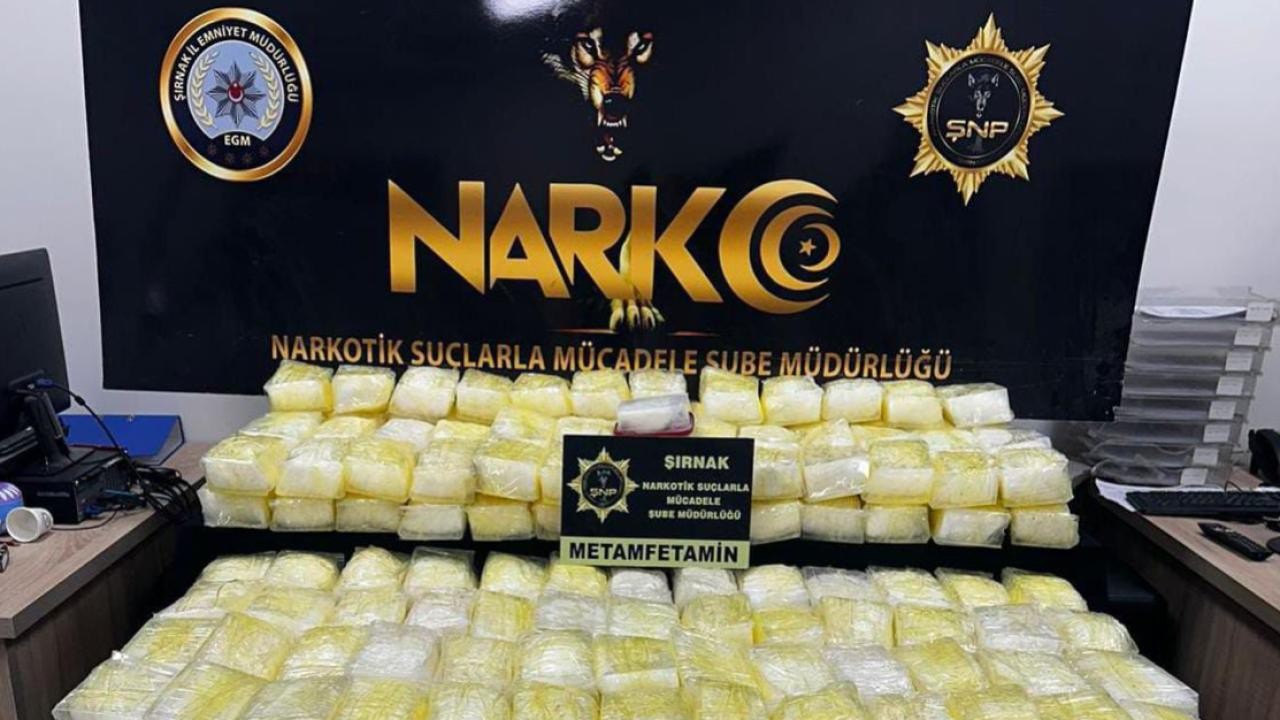 Şırnak’ta uyuşturucu operasyonu: Çekici dorsesinde 142 kilogram madde ele geçirildi