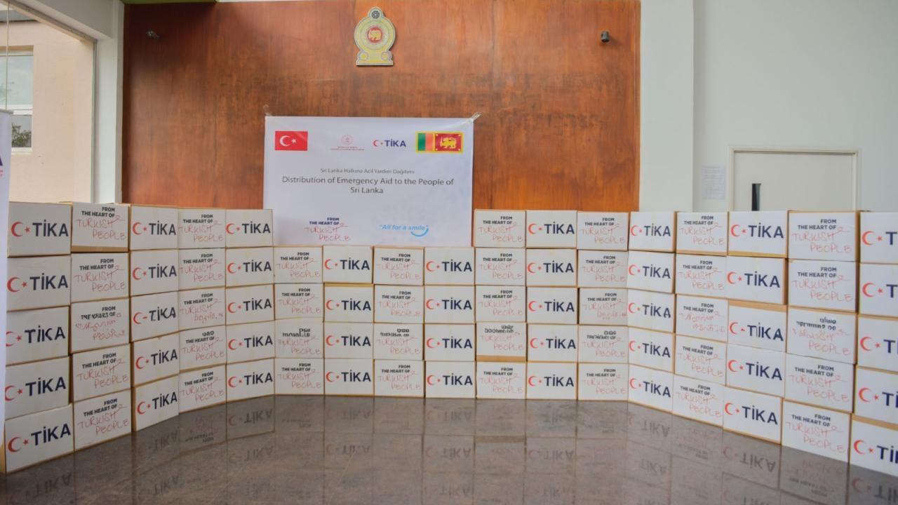 TİKA, sel mağdurlarının yanında! Sri Lanka'ya acil insani yardım ulaştırdı