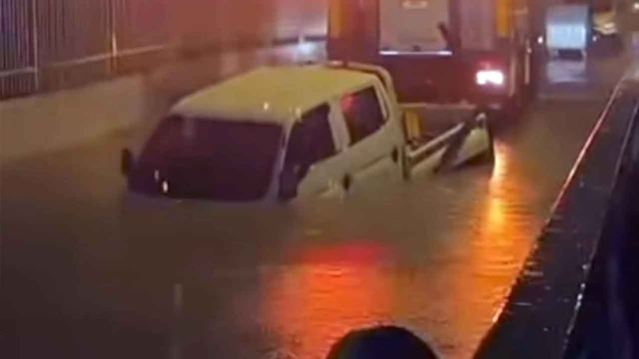 Torbalı'da can pazarı! Sağanak felaketi alt geçidi mezara çevirdi: 1 ölü