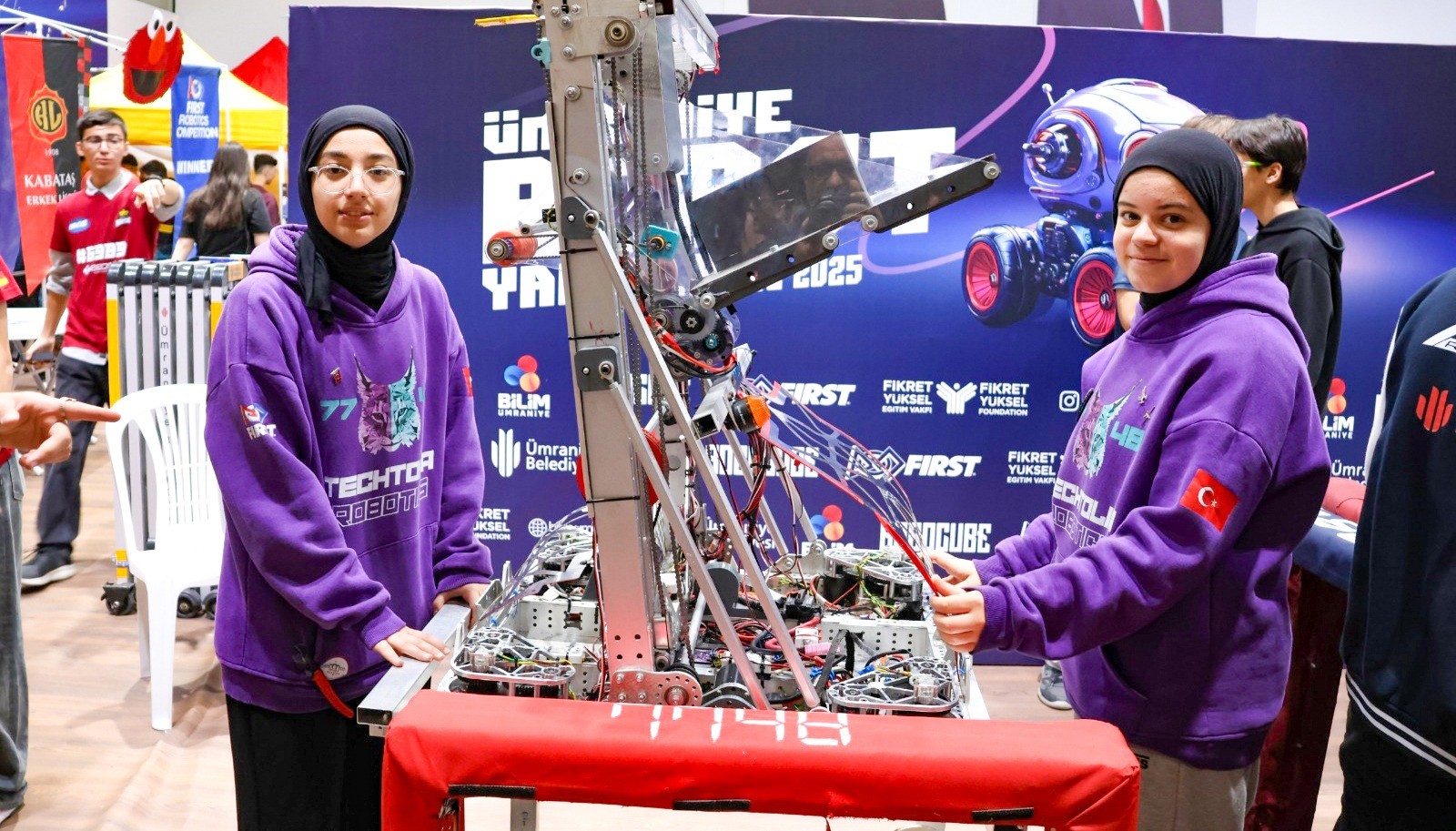 Ümraniye Robot Yarışları, gençleri teknolojiyle buluşturdu