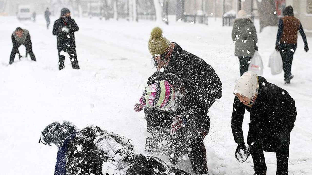 Yarıyıl tatili uzar mı? İstanbul’da tatil uzayacak mı?
