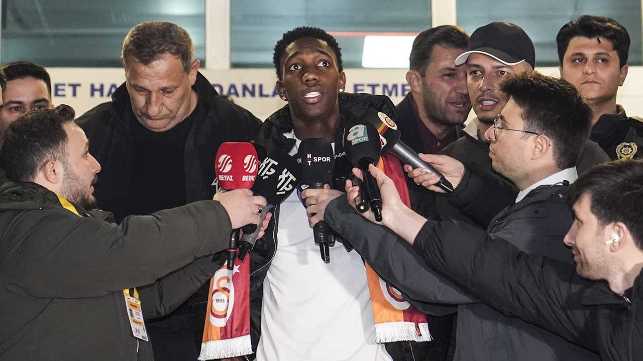 Yaser Asprilla, Galatasaray için İstanbul'da