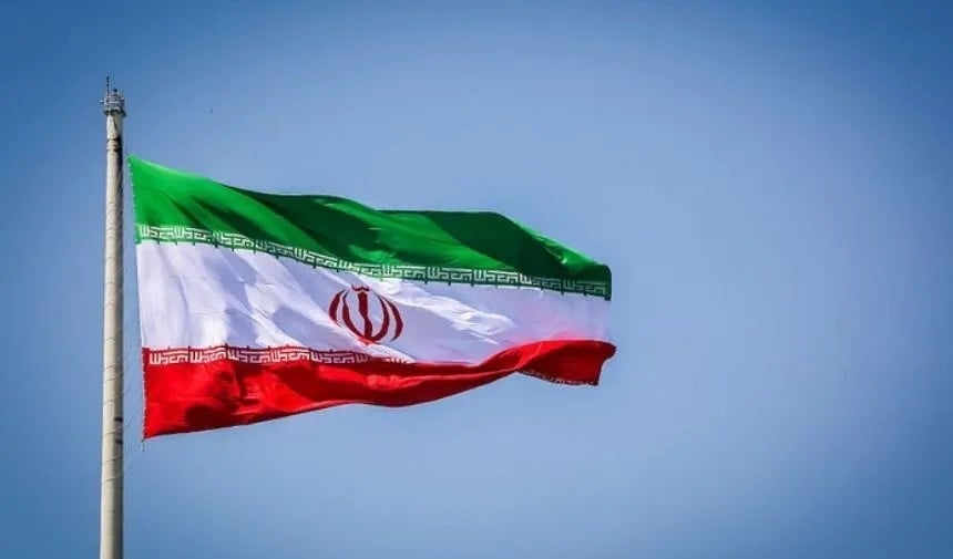 YÖK'ten İranlı öğrencilere yardım eli: Ödemelerde "internet" esnekliği!