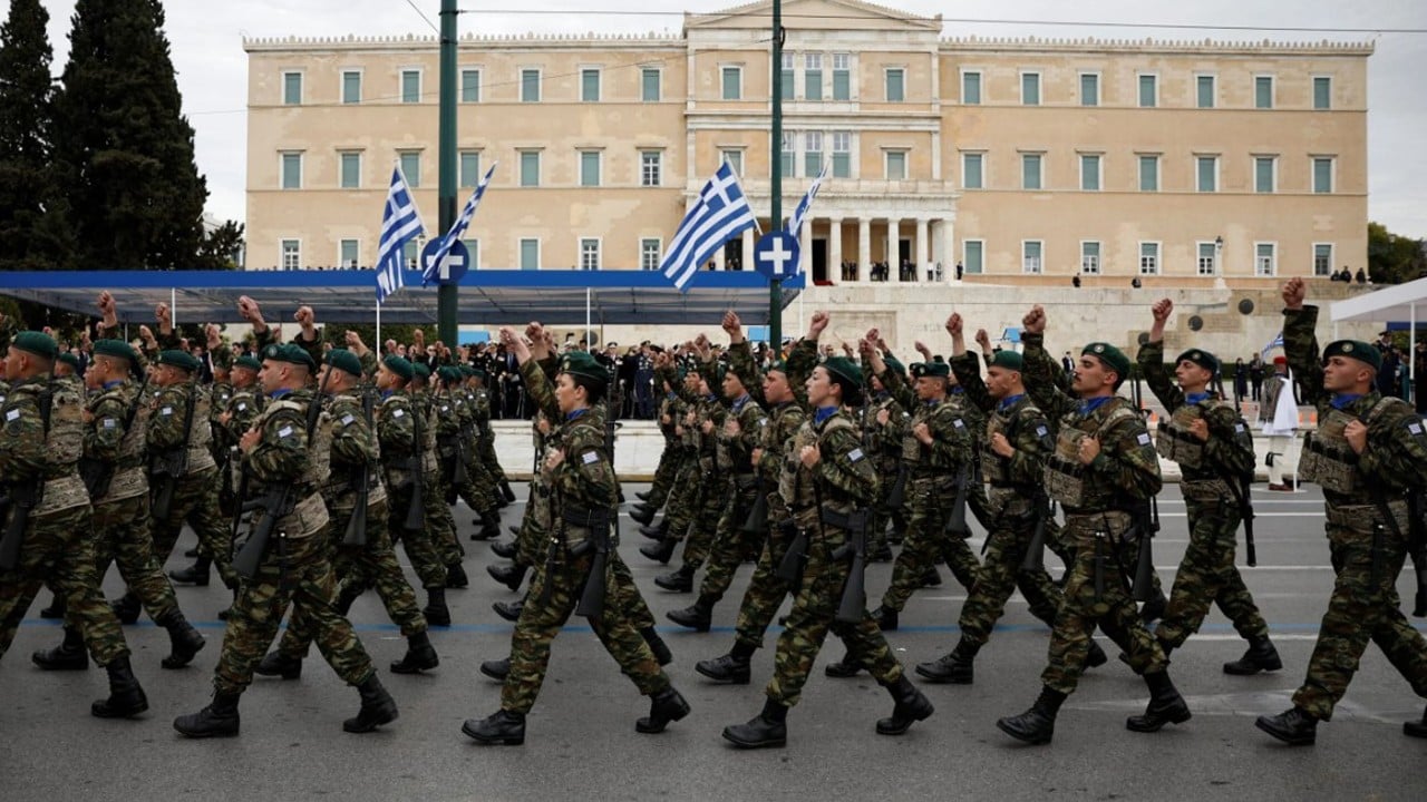 Yunan ordusu şokta! Gözaltına alınan asker Çin'e bilgi sızdırdığını itiraf etti