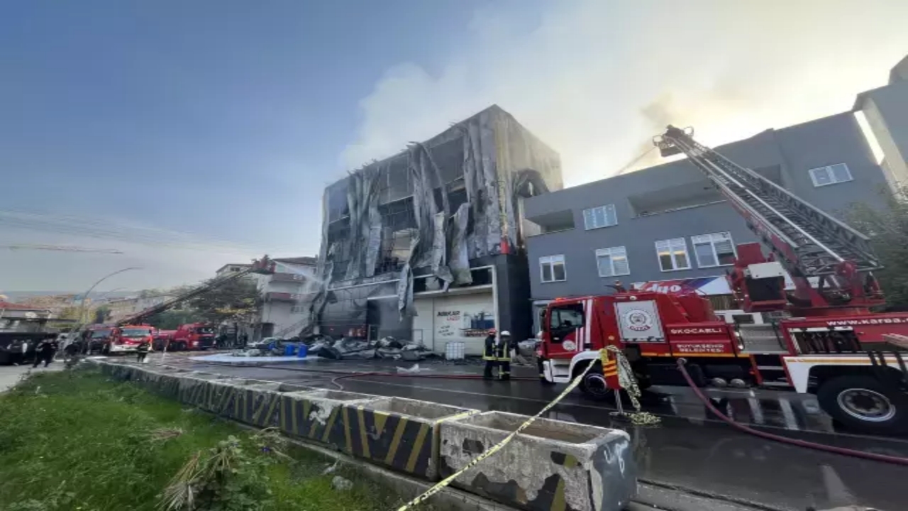 Foto - 6 kişinin öldüğü yangın sonrası alçakça küfürler: O türbanlı...