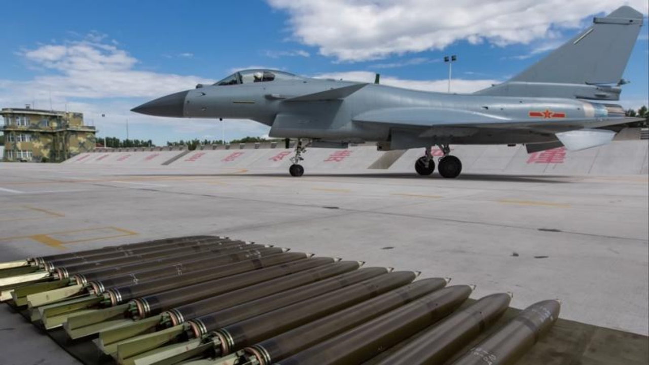 Foto - F-16’lara düşük maliyetli rakip çıktı! "Uçan ejderha" J-10 yakında geliyor