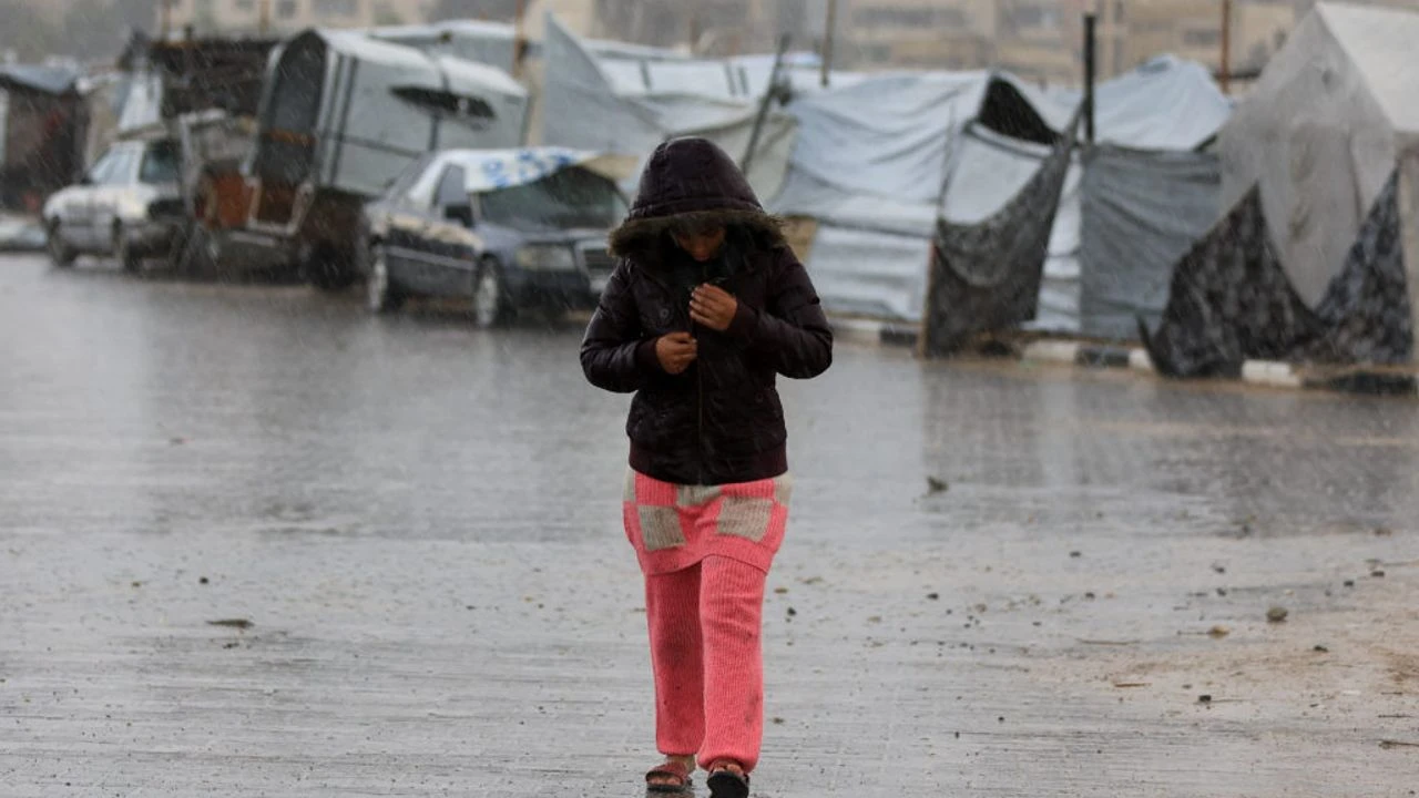 1 çocuk soğuktan hayatını kaybetti