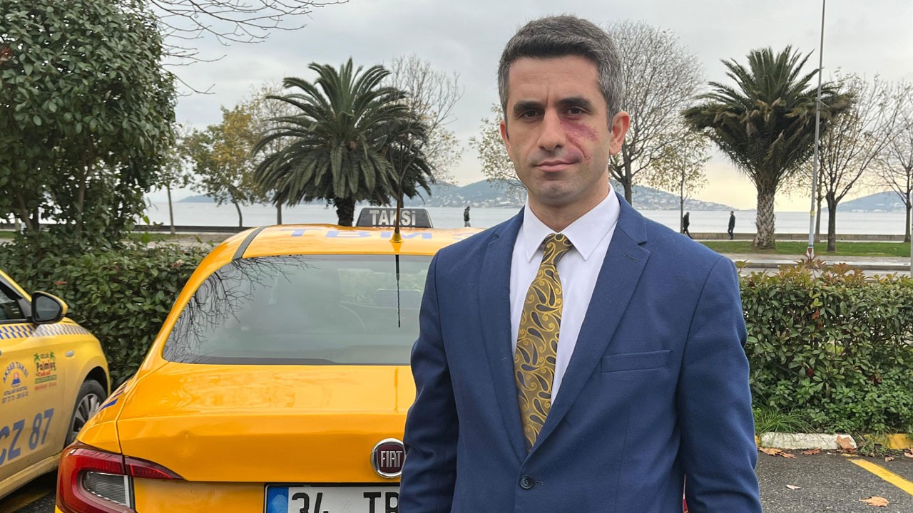 10 yıllık beyaz yaka kariyerine veda etti! İstanbul’un "kravatlı taksicisi"