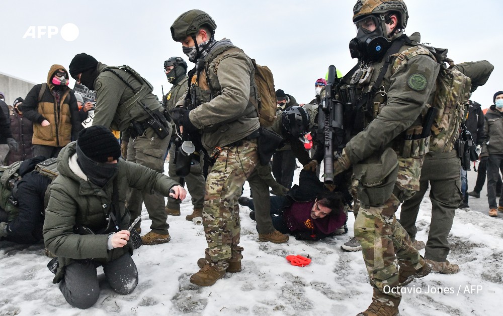 ABD’de ICE polisi dehşeti sokakları karıştırdı: Minneapolis'te 30 gözaltı!