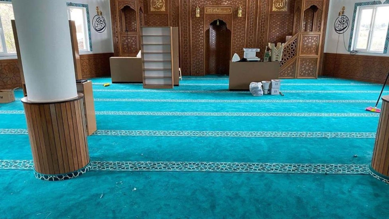 AK Partili belediyeden ibadethaneler için yenileme çalışması