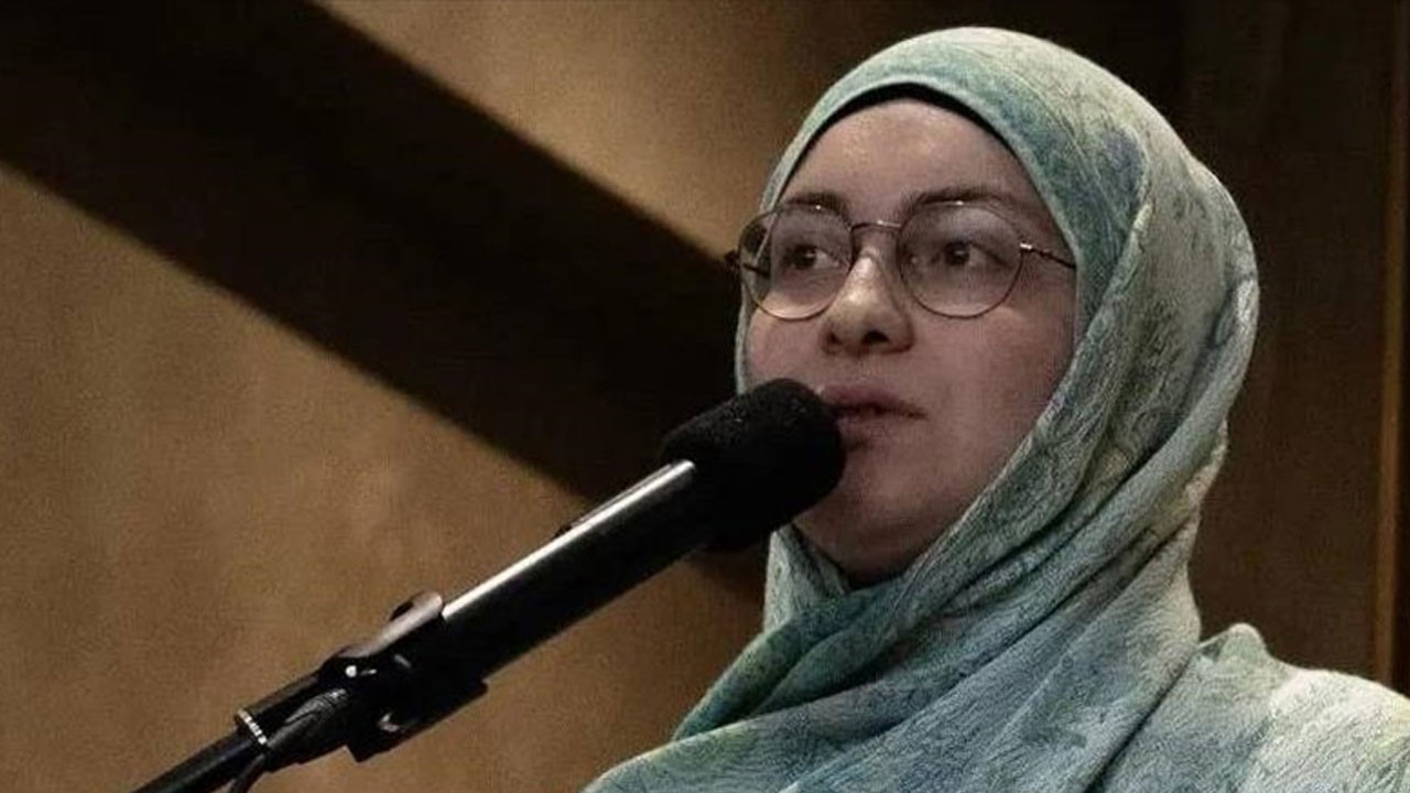 Almanya’da doğdu ‘yeterince entegre olamadın’ dediler! Şiiriyle birinci oldu