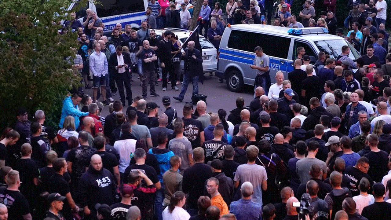 Almanya’dan sert uyarı! Faşir’deki cinayetler durmalı