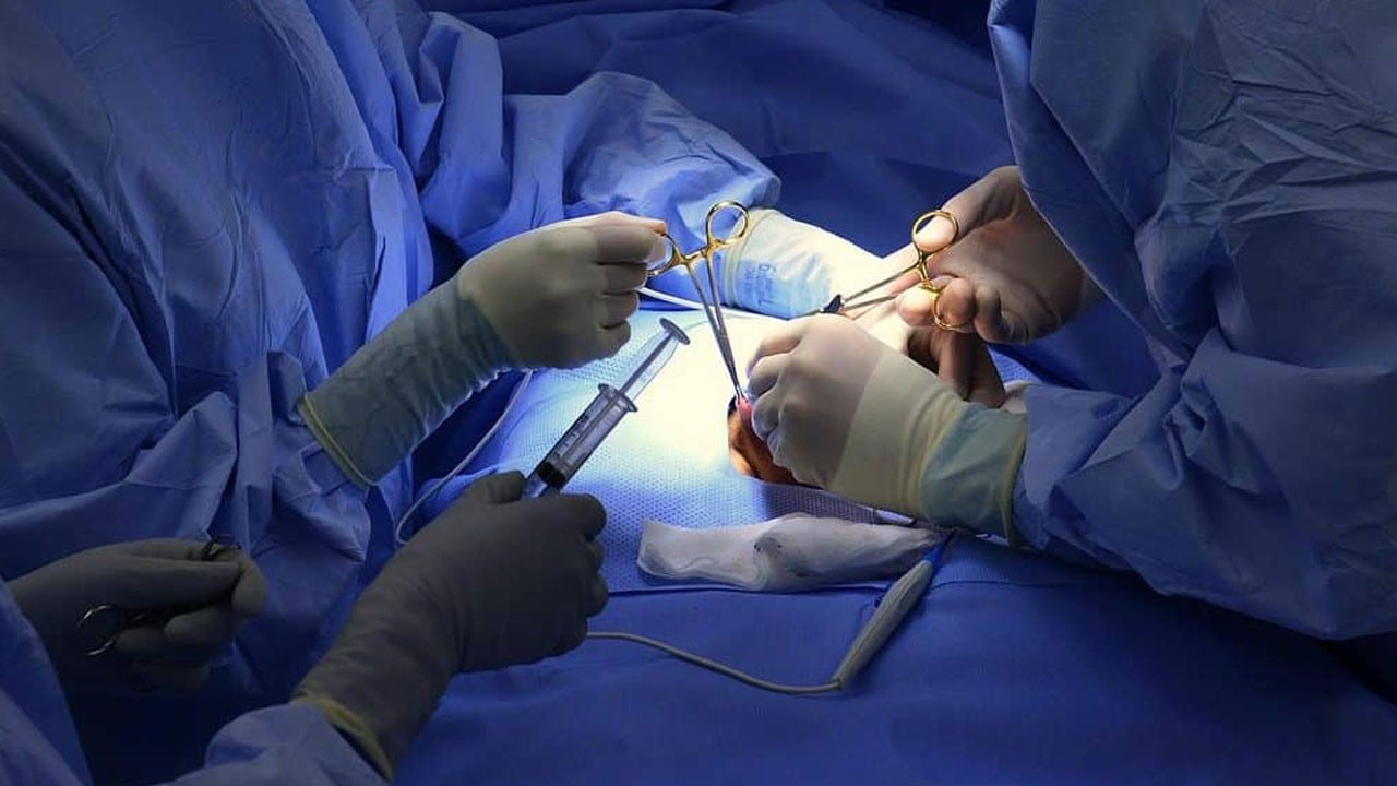 Ameliyata alındı! Hastaneye kaşıntı şikayetiyle gitti ortaya çıkan hayrete düşürdü