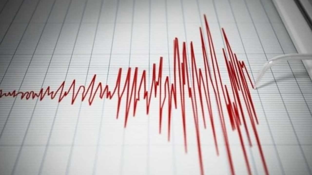 Antalya'da 4,3 büyüklüğünde deprem
