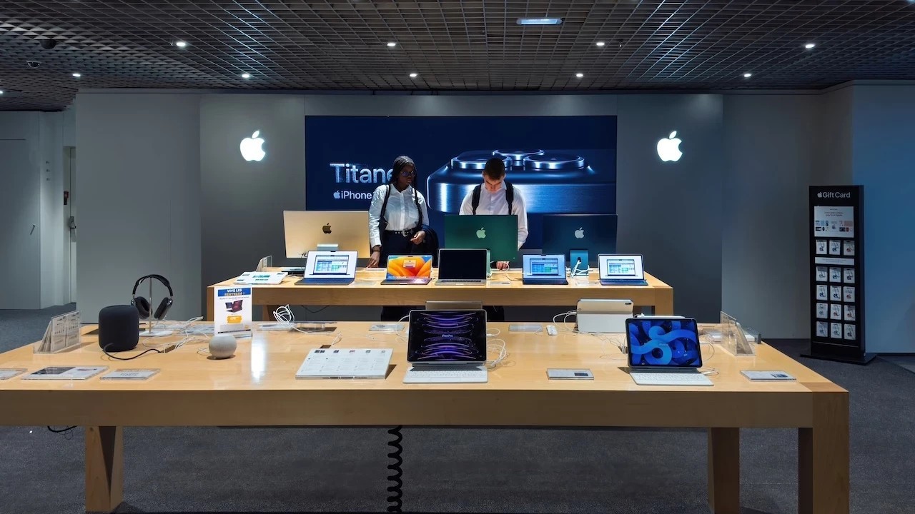 Apple geri adım attı! Steve Jobs’un yıllarca karşı çıktığı özellik sonunda geliyor