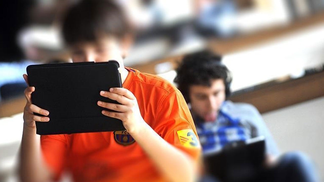 Aramayla başlıyor, kaygıya dönüşüyor! Dijital çağda zihinsel çıkmaz