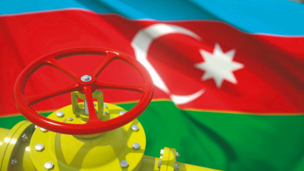 Azerbaycan'a para akacak!