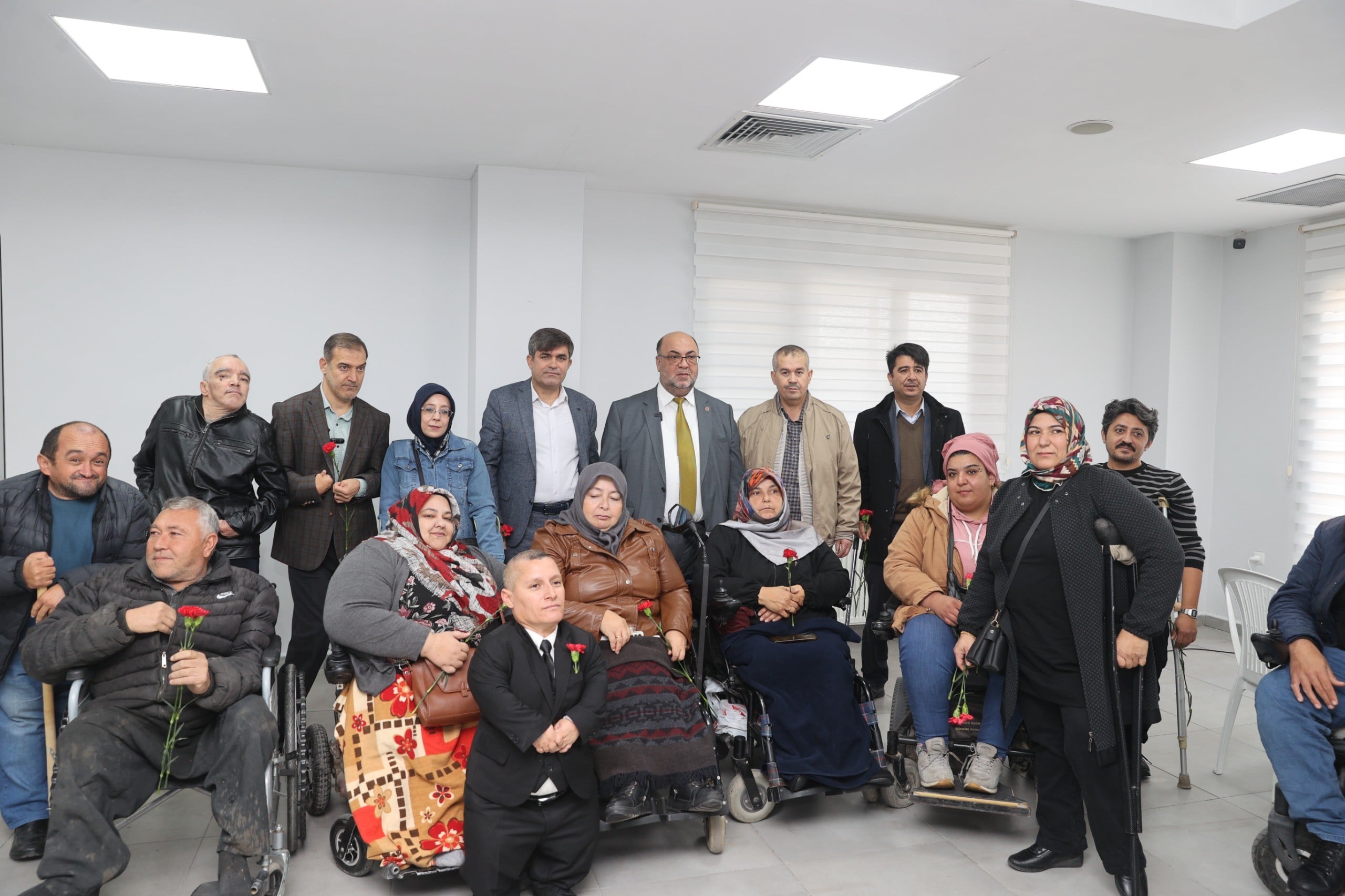 Başkan Akpınar: "Engelleri Birlikte Aşıyoruz"