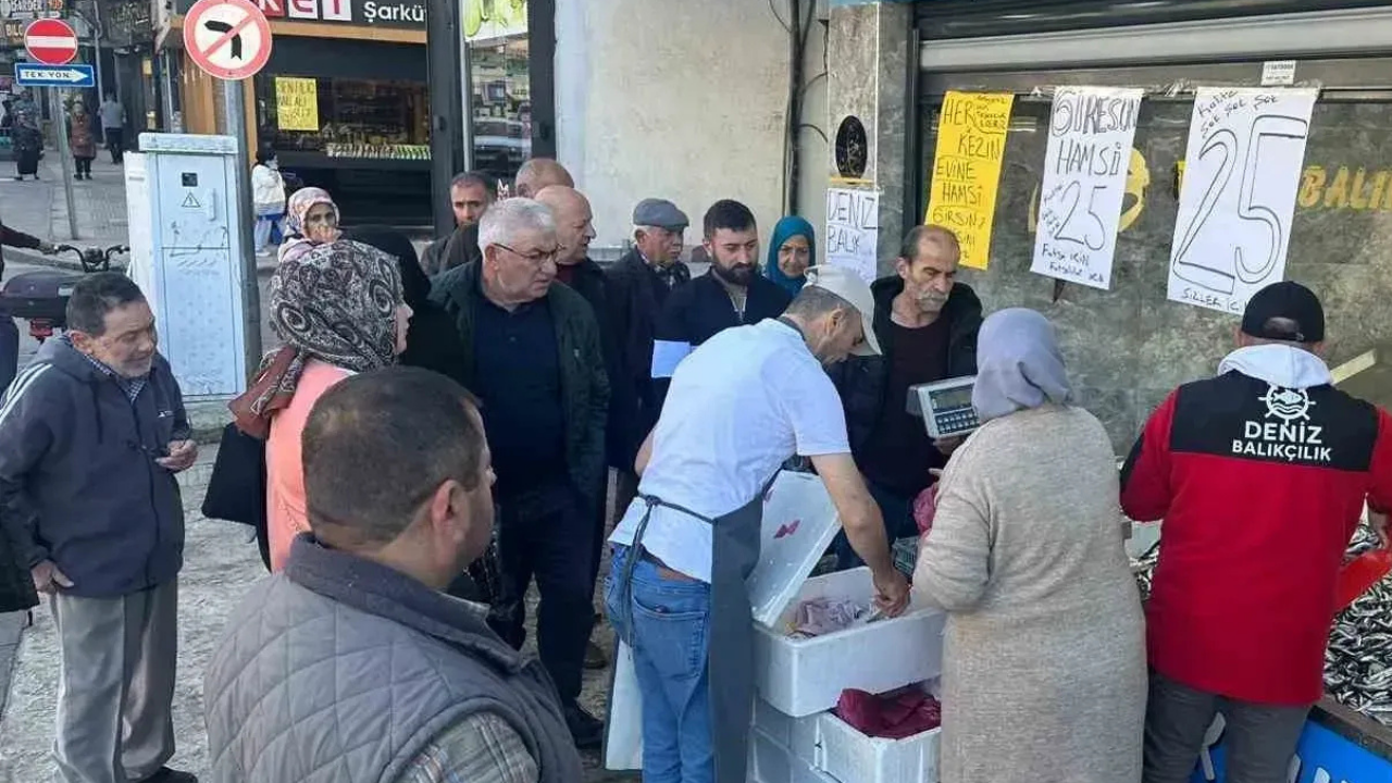 Bolu’da vatandaşlar oraya akın etti: Fiyat düştü, tezgahlar doldu taştı