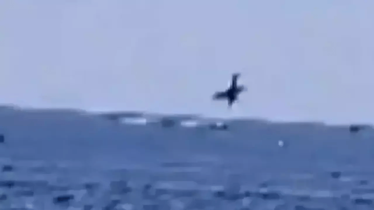 Brezilya'da uçak denize çakıldı!