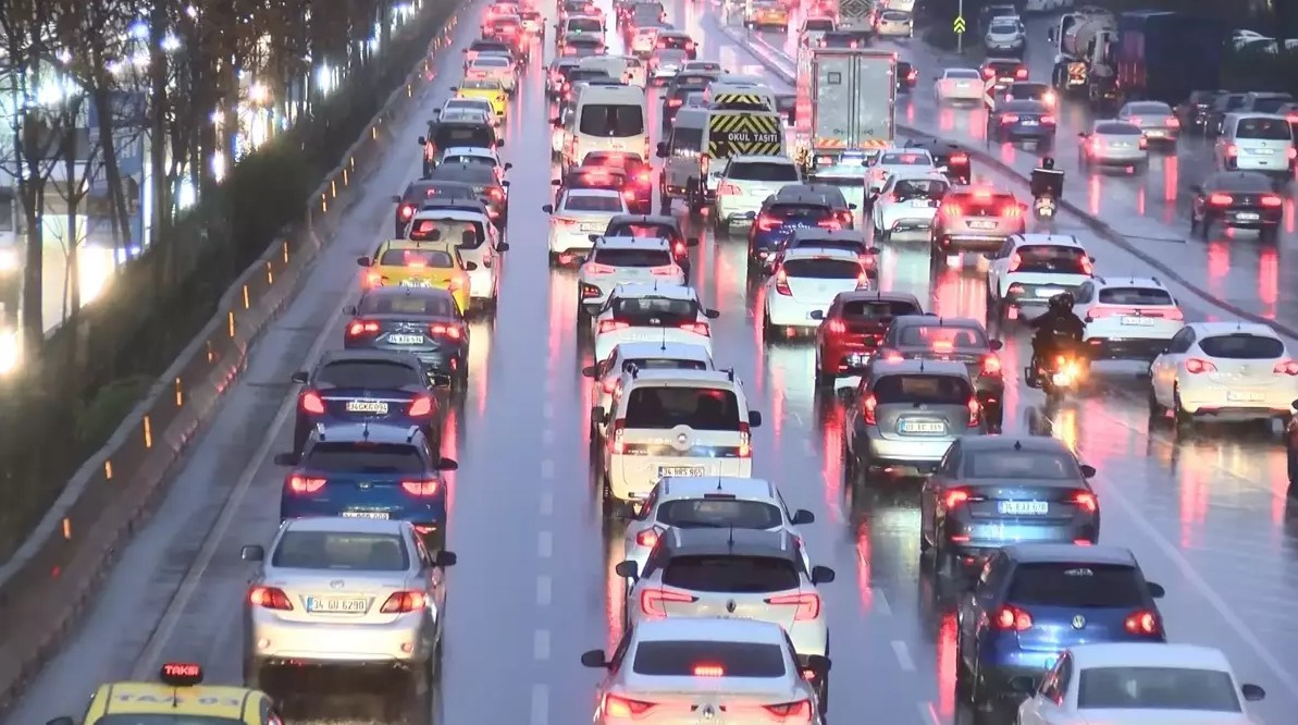 Bu yollar için uyarı geldi! İşte Türkiye genelinde yol durumu