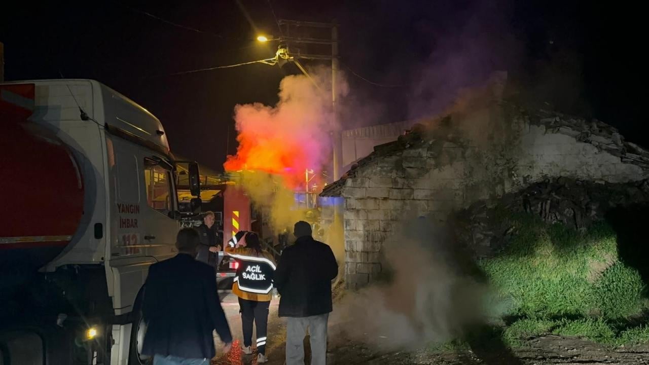 Bursa İznik'te ev yangını: 80 yaşındaki Ahmet Demircan hayatını kaybetti