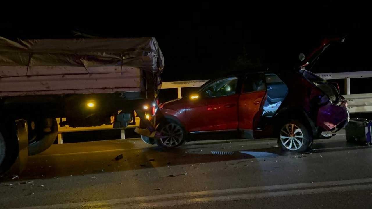 Bursa’da zincirleme kaza: 2’si çocuk 3 kişi yaralandı