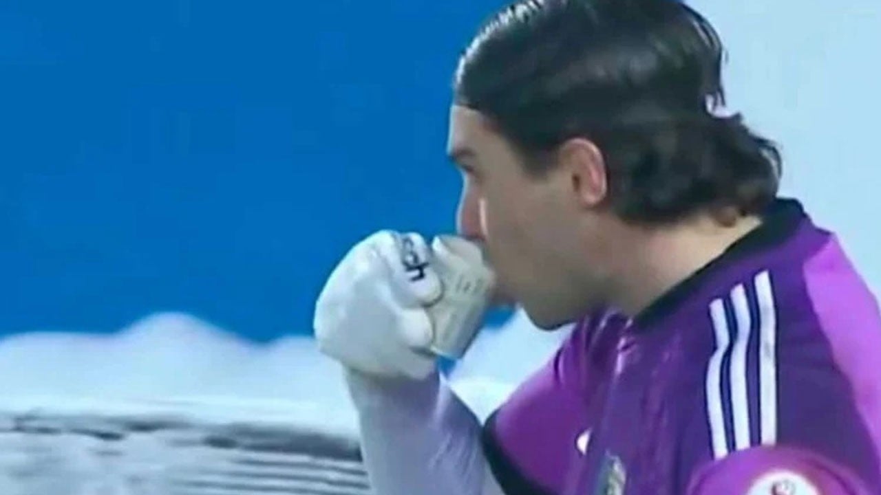 Çorum maçında çay içti hayatı değişti: Dünyaca üne kavuştu