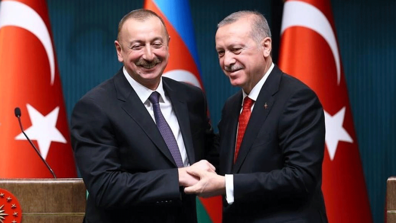Cumhurbaşkanı Erdoğan’dan İlham Aliyev’e çifte tebrik!